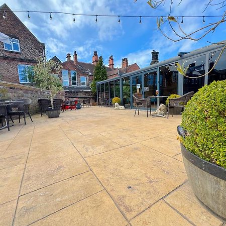 The George Wright Boutique Hotel, Bar & Restaurant Rotherham Esterno foto