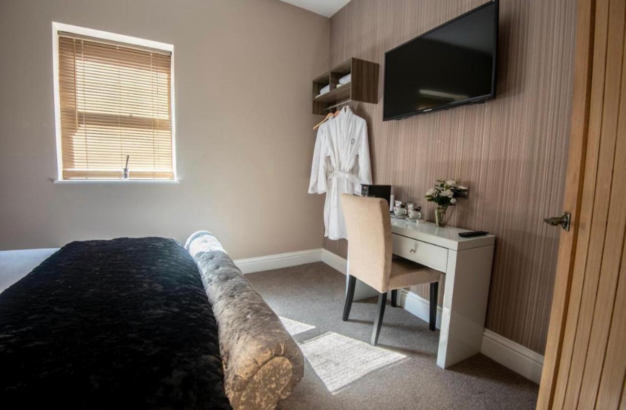 The George Wright Boutique Hotel, Bar & Restaurant Rotherham Esterno foto