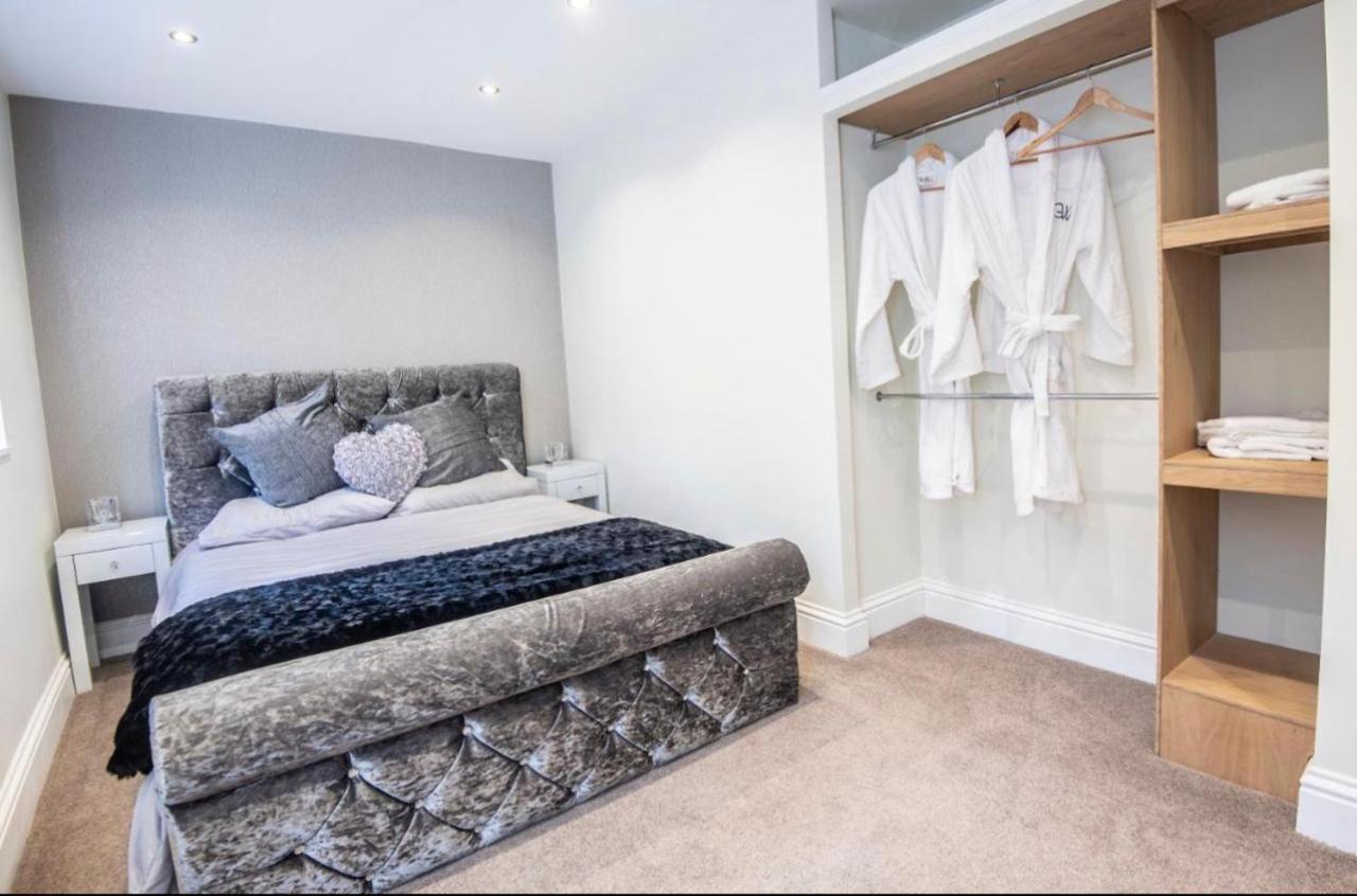 The George Wright Boutique Hotel, Bar & Restaurant Rotherham Esterno foto