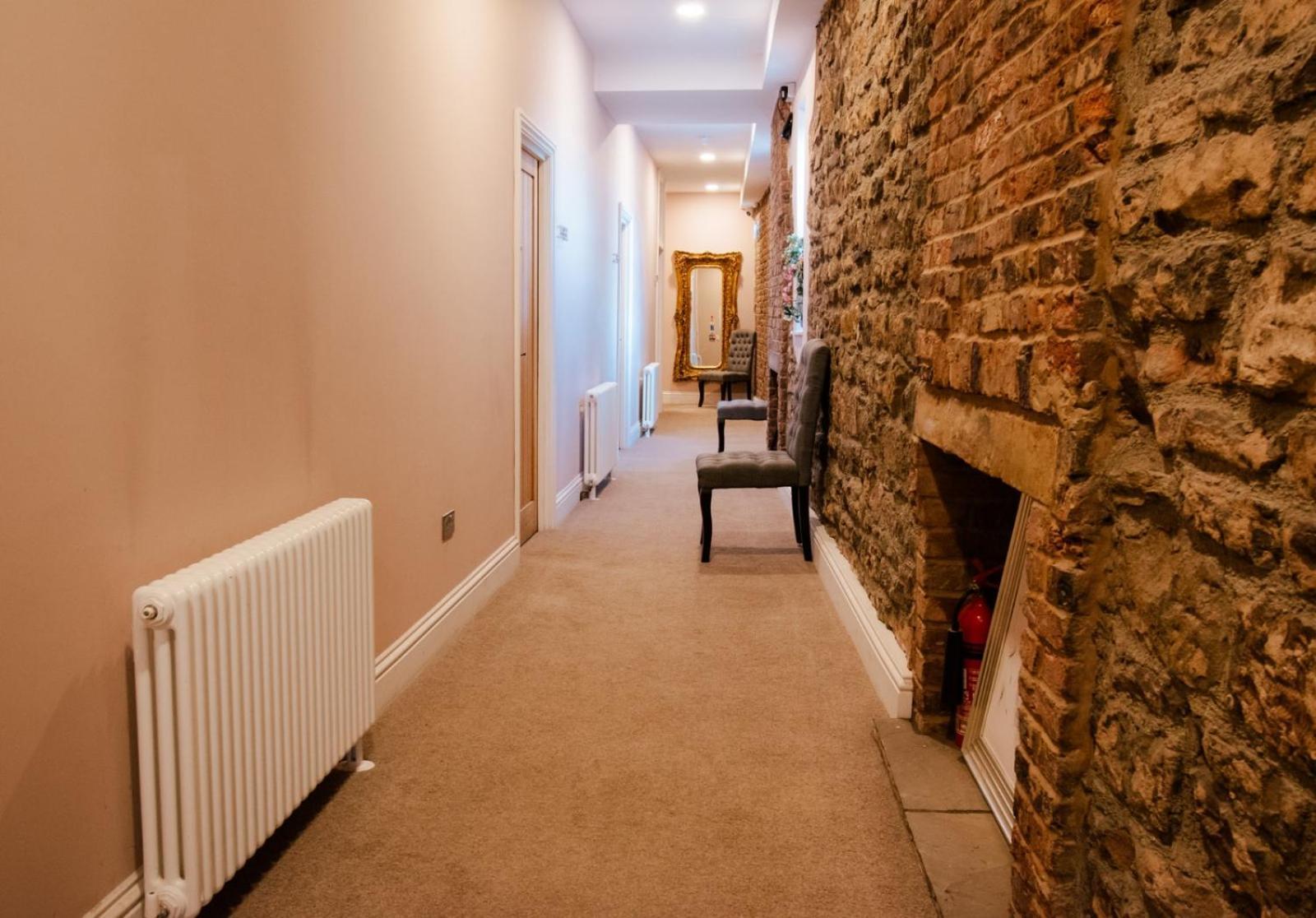 The George Wright Boutique Hotel, Bar & Restaurant Rotherham Esterno foto