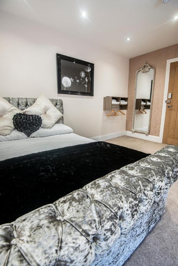 The George Wright Boutique Hotel, Bar & Restaurant Rotherham Esterno foto
